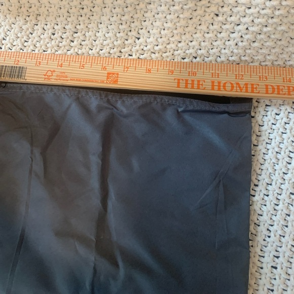 Unbranded Multipurpose Gray Zippered Nylon Pouch/Bag; 12.5" W x 19.5" H - Picture 6 of 7